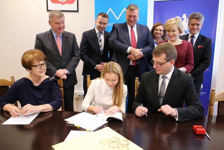 Na zdjęciu  Anna Goławska Dyrektor Departamentu Funduszy Europejskich i e-Zdrowia Ministerstwa Zdrowia